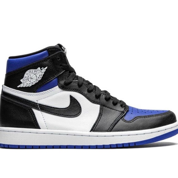 Jordan Other - Mens Jordan Air 1 Retro High OG "Royal Toe" sneakers Black